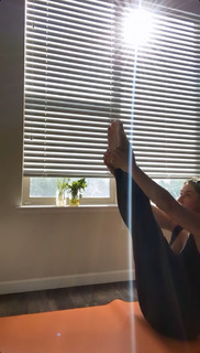 Nikki Blades feet photo thumbnail
