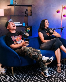 Nikki Blades feet photo thumbnail