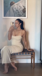 Nikki Blades feet photo thumbnail