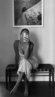Nikki Blades feet photo thumbnail
