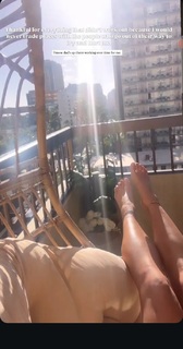 Nikki Blades feet photo thumbnail