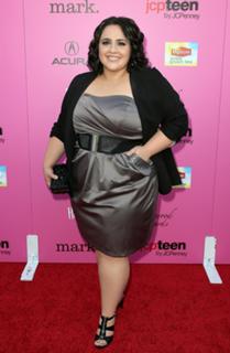 Nikki Blonsky feet photo 11