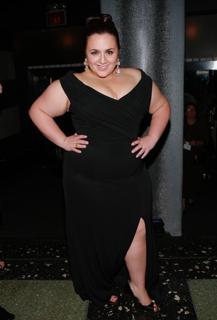 Nikki Blonsky feet photo 16