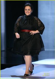 Nikki Blonsky feet photo 7