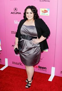 Nikki Blonsky feet photo 13