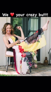 Nikki Deloach feet photo 8