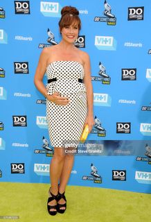 Nikki Deloach feet photo 4