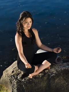 Nikki Delventhal feet photo 10