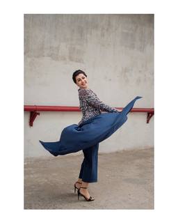 Nikki Galrani feet photo thumbnail
