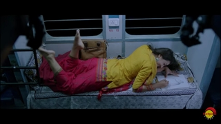 Nikki Galrani feet photo thumbnail