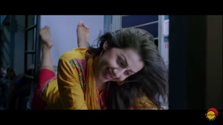 Nikki Galrani feet photo thumbnail
