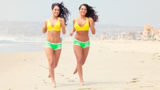 Nikki Garcia feet photo thumbnail