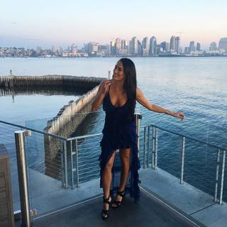Nikki Garcia feet photo thumbnail