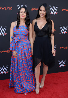 Nikki Garcia feet photo thumbnail