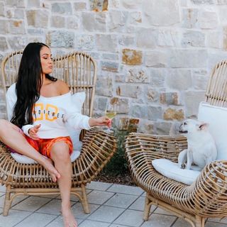 Nikki Garcia feet photo thumbnail