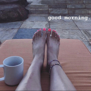 Nikki Garcia feet photo thumbnail