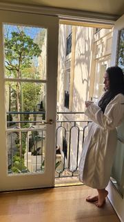 Nikki Garcia feet photo thumbnail