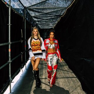 Nikki Garcia feet photo thumbnail