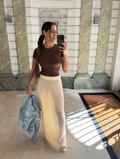 Nikki Garcia feet photo thumbnail