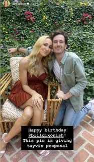 Nikki Glaser feet photo thumbnail