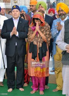 Nikki Haley feet photo thumbnail