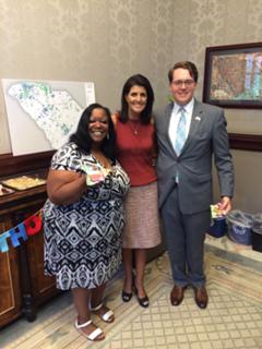 Nikki Haley feet photo thumbnail