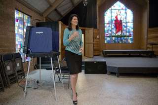 Nikki Haley feet photo thumbnail