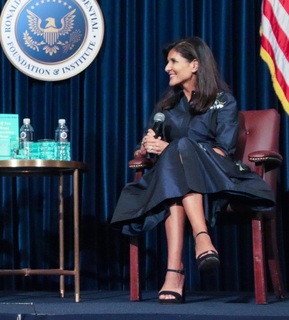 Nikki Haley feet photo thumbnail