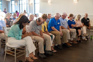 Nikki Haley feet photo thumbnail