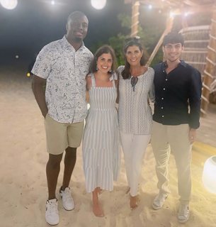Nikki Haley feet photo thumbnail