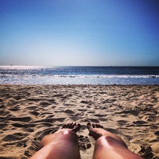 Nikki Howard feet photo thumbnail