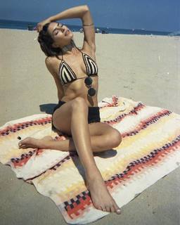 Nikki Howard feet photo thumbnail