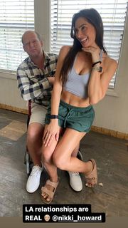 Nikki Howard feet photo thumbnail