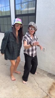 Nikki Howard feet photo thumbnail