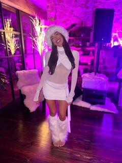 Nikki Howard feet photo 7