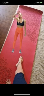 Nikki Leigh feet photo thumbnail