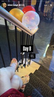 Nikki Leigh feet photo 1