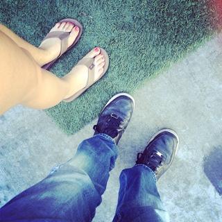 Nikki Limo feet photo thumbnail