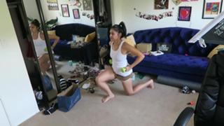 Nikki Limo feet photo thumbnail