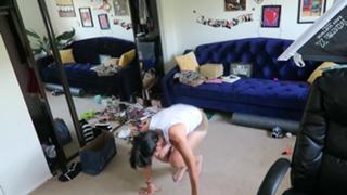 Nikki Limo feet photo thumbnail