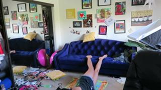 Nikki Limo feet photo thumbnail