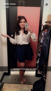 Nikki Limo feet photo thumbnail