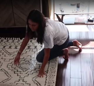 Nikki Limo feet photo thumbnail