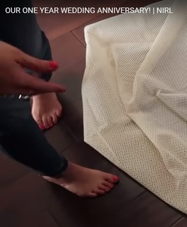 Nikki Limo feet photo thumbnail