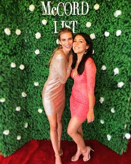 Nikki Limo feet photo thumbnail