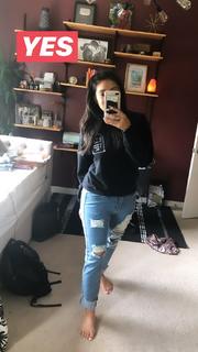 Nikki Limo feet photo thumbnail