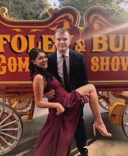 Nikki Limo feet photo thumbnail