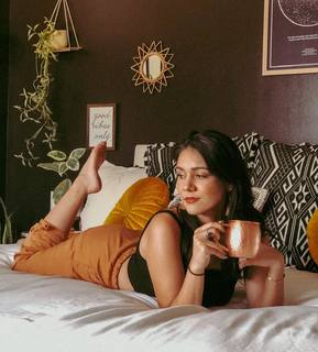 Nikki Limo feet photo thumbnail