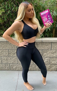 Nikki Mudarris feet photo 1