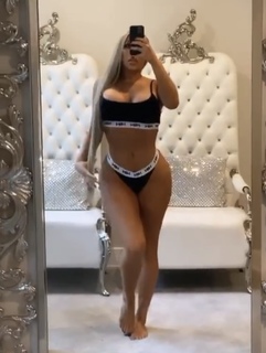 Nikki Mudarris feet photo 15